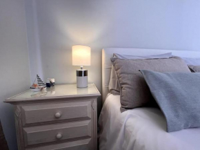 By the Sea - Apartamento acolhedor e relaxante.